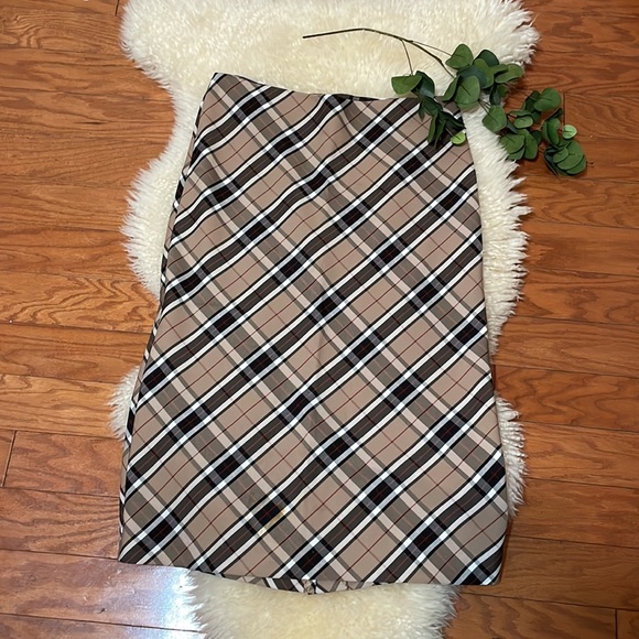 Heart Soul Plaid Pencil Skirt / Backside Zipper & Slit/ Size 9 - Picture 2 of 9